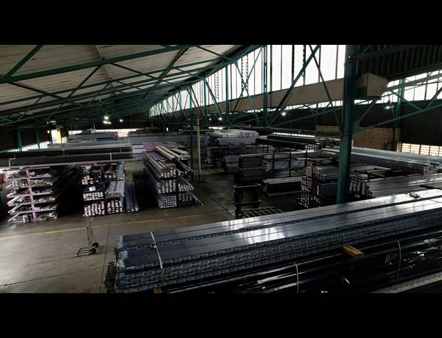 2,400M² FACTORY TO LET IN ALRODE